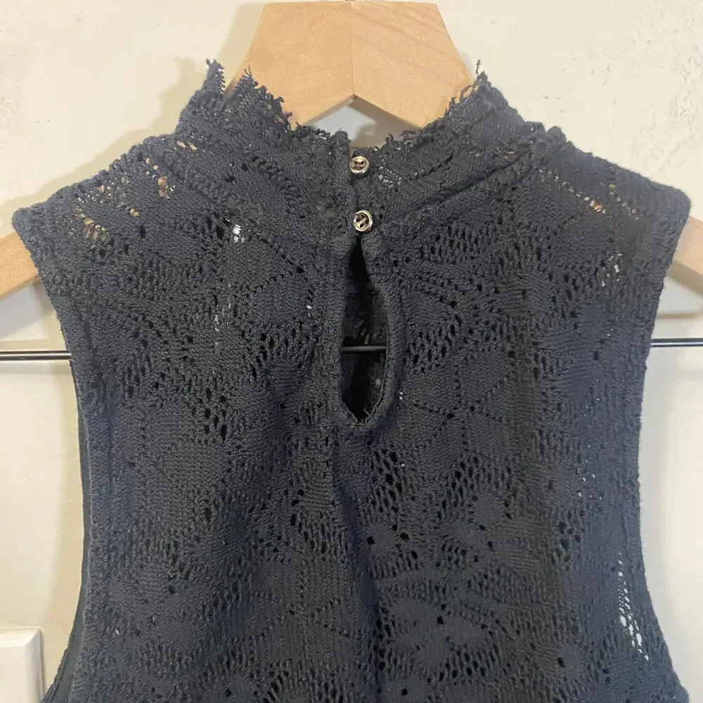 Free People Pretty Sure Black Lace Top High Neck Keyhole Back Fitted Sz XS